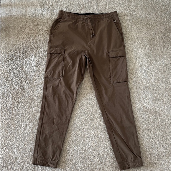 Kenneth Cole Brown Cargo Jogger Size Large - Picture 1 of 7